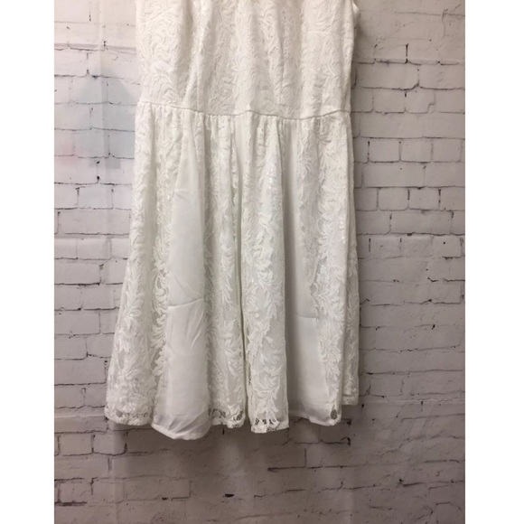 Umgee USA Size M White Lace Sleeveless Mini Dress - Picture 3 of 8